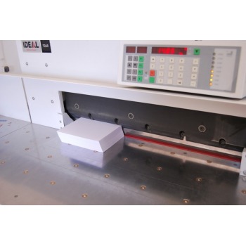 Usługa cięcia papieru