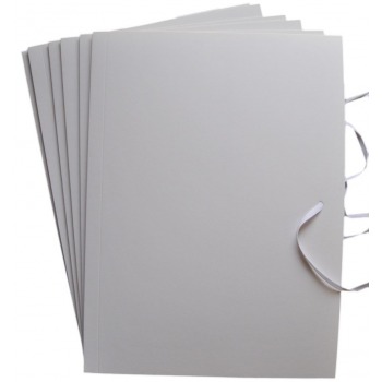 Weißer A4 Ordner gebunden