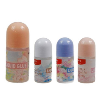 Klej w płynie 40ml Sakura...